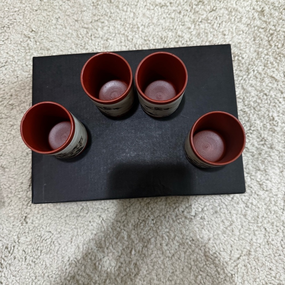 Vintage Japanese Ceramic Sake Set 5pc Tokkuri Bottle Ochoko Cups Made in Japan - Picture 7 of 13